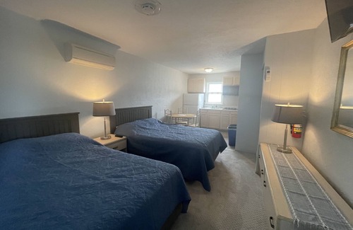 North Wildwood Hotel | Chateau Bleu