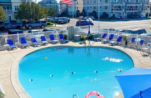 North Wildwood Hotel | Chateau Bleu