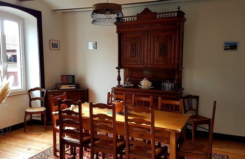 Domeyrat Casa | Chateau / Country House