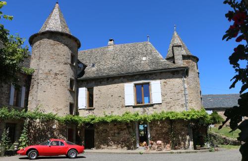 Quins Cama Y Desayuno | Chateau de Cadars