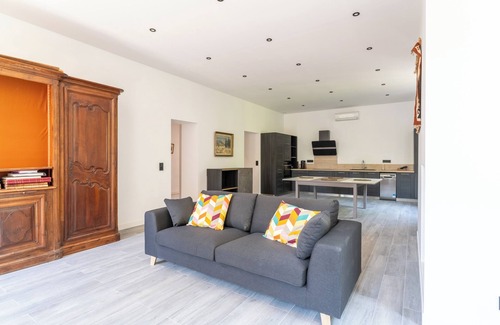 Miramas Apartamento | Chateau de Couvent - Apartamento para 4 personas junto al campo de golf