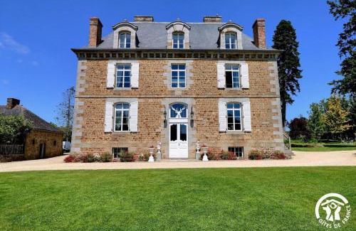 Mezieres-sur-Couesnon Cama Y Desayuno | Chateau de la giraudais