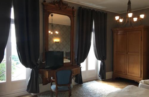 Sommant Cama Y Desayuno | Chateau de Vareilles