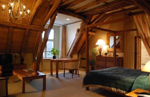 Saint-Regle Hotel | Chateau des Arpentis