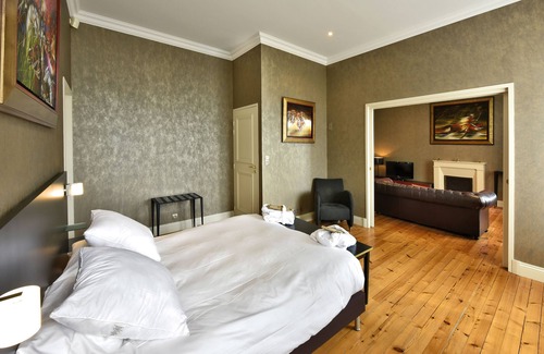 Saint-Sulpice-de-Cognac Otro | Château du Plessis - a magnificent château in the heart of the Cognac vineyards