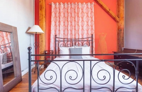 Montrejeau Otro | Chateau ideal for Family Holidays/Reunions, Etc.