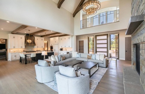 Ponderosa Palisades Casa | Chateau on Carson Range. Private Hot Tub, Golf & Exclusive Club Amenities!