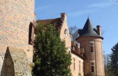 Millancay Casa | Chateau solognot XV eme siècle tout confort avec piscine et tennis.
