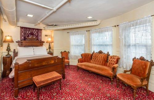 Western Addition Cama Y Desayuno | Chateau Tivoli Bed and Breakfast