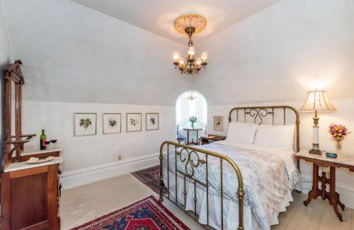 Western Addition Cama Y Desayuno | Chateau Tivoli Bed and Breakfast