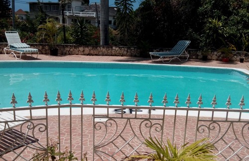 IronShore Estates Apartamento | Chaudhry House Villa Montego Bays