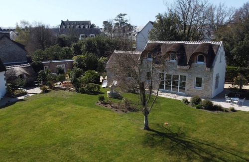 Fouesnant Casa | Chaumiere 5 Direct sur mer Avec Jardin , Jacuzzi et Sauna