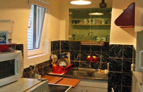Zvezdara Apartamento | Apartamento económico y confortable cerca del centro de la ciudad.