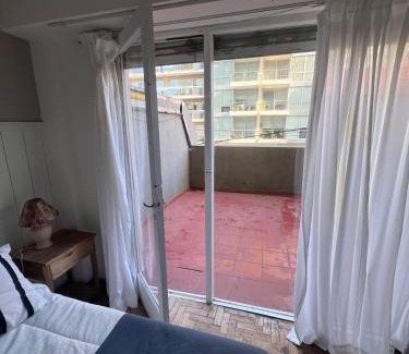 Mar del Plata Apartamento | Check and Home - Aristobulo - 4 Huéspedes en Playa Chica con Terraza con Vista al Mar