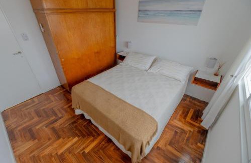 Mar del Plata Apartamento | Check and Home - Plaza Colón II - 4 Huéspedes en el Centro Luminoso