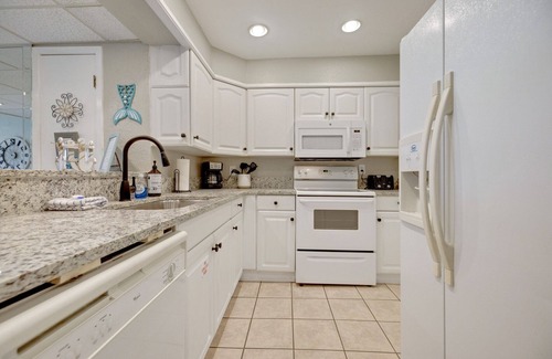 Panama City Beach Villa | Check it out--> ROOMY upgraded villa: double balconies, by beach, restaurants