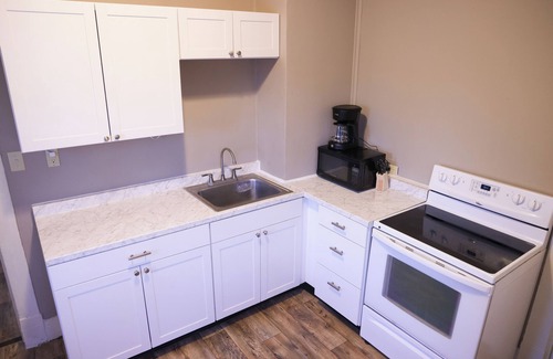 Trenton Casa | Cheerful 2 Bedroom Home In Trenton City