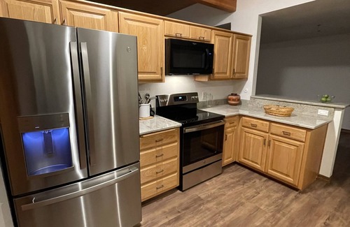 Tramway Terrace Casa | Cheerful 2-bedroom Northeast Albuquerque home