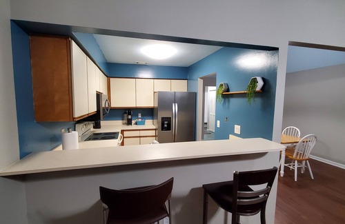 Arlington Casa | Cheerful 2-Bedroom Townhome with Private Back Yard