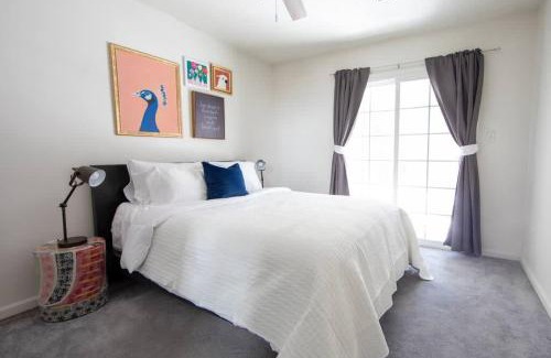 Northwest Casa | Cheerful 2 Bedroom Home near Virginia Wesleyan
