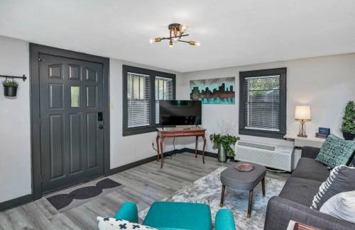 Earlewood Casa | Cheerful 2BR in Earlewood