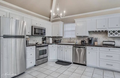Shreveport Casa | Cheerful 3-bedroom 2bathroom with garage