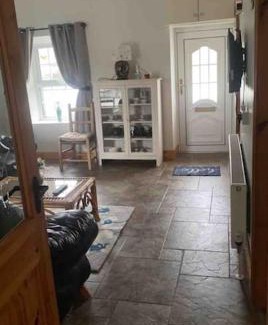 Shanavooneen Apartamento | Cheerful 3 bedroom country farm house