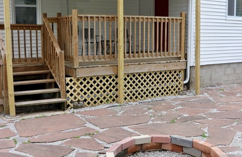Merriam Casa | Cheerful 3 bedroom fully renovated cottage home