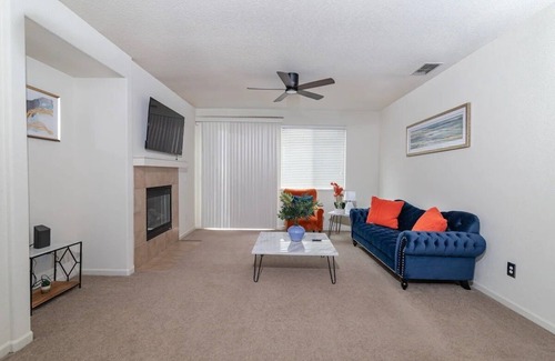 North Natomas Casa | Cheerful 3-Bedroom Home close to Airport/downtown
