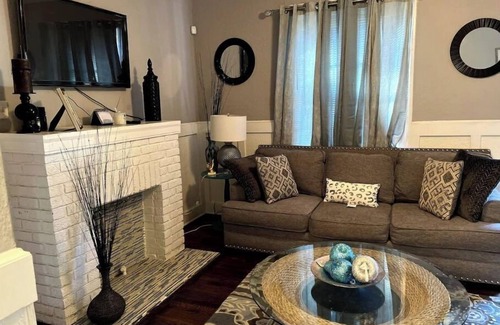 Fondren Casa | Cheerful 3 Bedroom Home in the Heart of Jackson