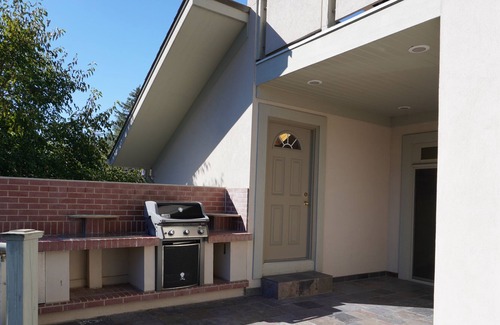 Pistakee Highlands Casa | Cheerful 3 bedroom home on channel