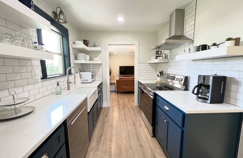 Keller Casa | Cheerful 3 Bedroom Old Town Keller Home
