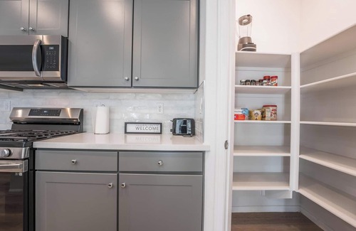 North Las Vegas Casa | Cheerful 4 Bedroom Home w/ Indoor Fireplace