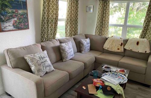 Central Fort Lauderdale Casa | Cheerful 4b 2B with heated pool