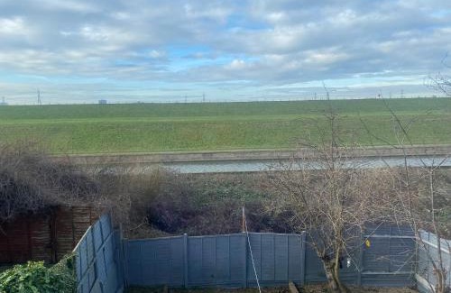 Endlebury Apartamento | Cheerful Chingford, Beautiful Views, Free Parking