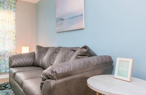 Sun Bay South Casa | Cheerful Cozy Cottage in South Tampa