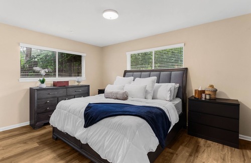 Garden Oaks Casa | Cheerful Houston Home With Pool