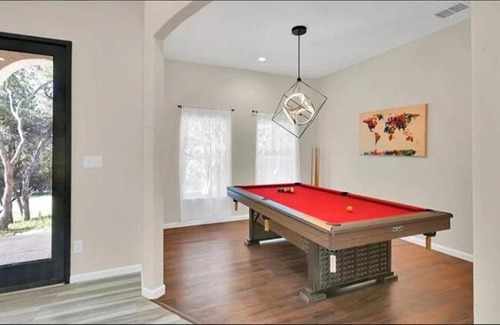Canyon Lake Villa | Cheerful Lakeside Retreat-Just Minutes to the lake