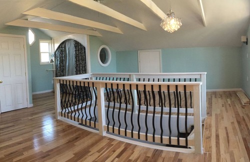 Blacksburg Casa | Cheerful large 6 bedroom ranch convenient, 7 minutes to Tech