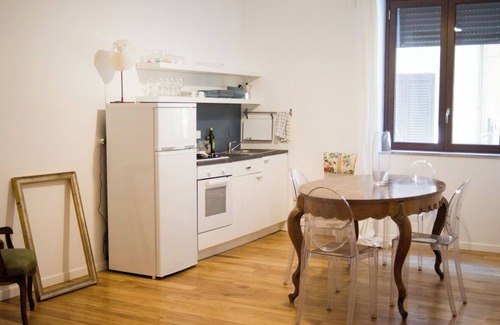 Castellammare Apartamento | Cheerful little house in the heart of the historic center