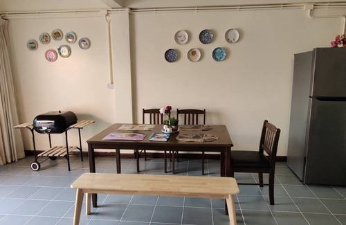 Ban Chang Casa | Cheerful Orange 2BR Townhouse 350m.to the beach near U-Tapao Airport
