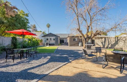 Encanto Casa | Cheerful PHX Home and Guest House in Central PHX