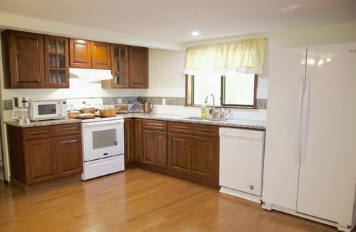 Pocono Lake Casa | Cheerful Pocono Gateway Vacation House in Pocono Lake PA