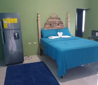 Summerfield Casa | Cheerful Private Bedroom with AC
