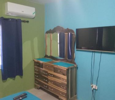 Summerfield Casa | Cheerful Private Bedroom with AC