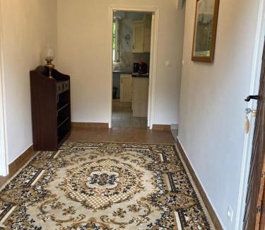 Plonevez-du-Faou Casa | Cheerful two bedroom house PLONEVEZ du Faou