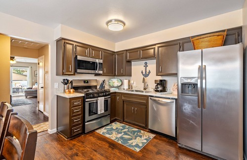 Grover Beach Casa | Cheerful Villa Del Sol Just 4 blocks to Beach