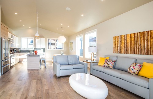 Bend Casa | Nuevo listado ubicado en Tetherow | 25 minutos a Mt Bachelor | Cerca del centro de Bend