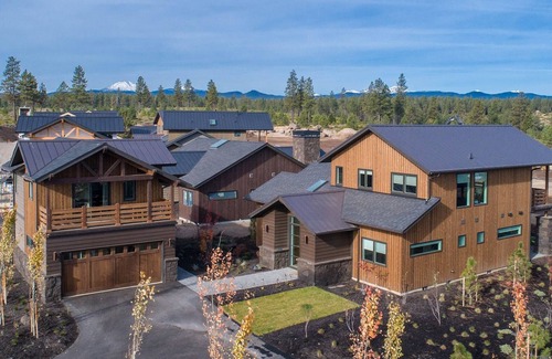 Bend Casa | Nuevo listado ubicado en Tetherow | 25 minutos a Mt Bachelor | Cerca del centro de Bend