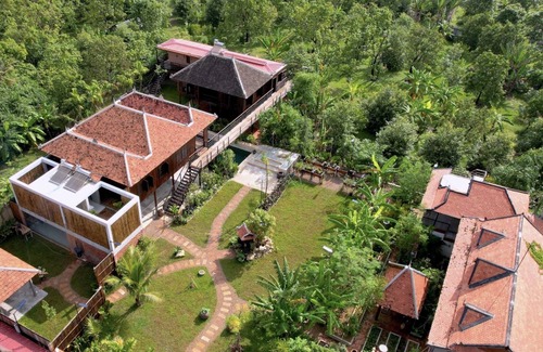 Khsach Kandal Villa | Chef Nak Luxury Homestay